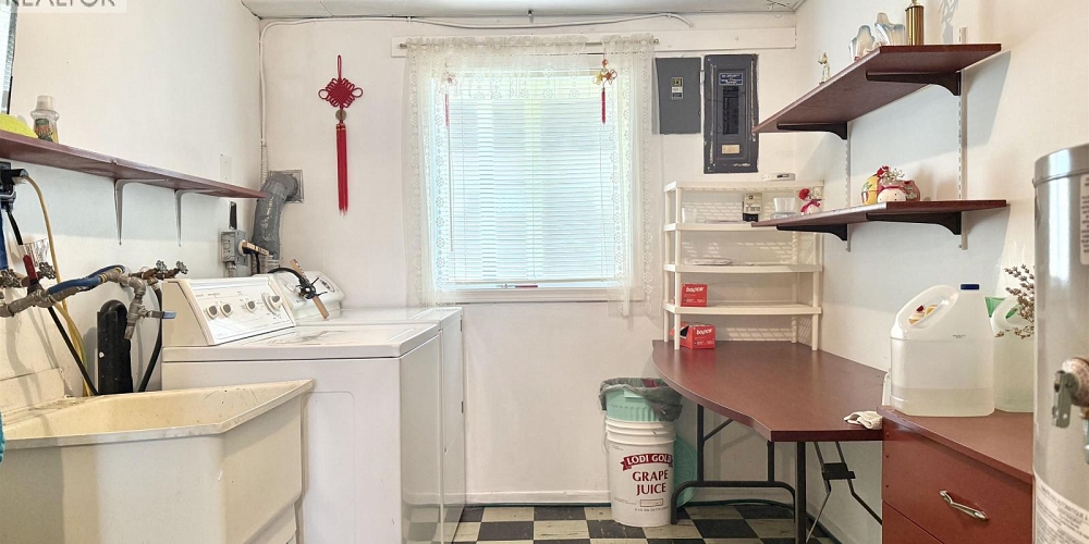 30 HAWK STREET Kitimat Photo 9 30 HAWK STREET Kitimat Photo 9